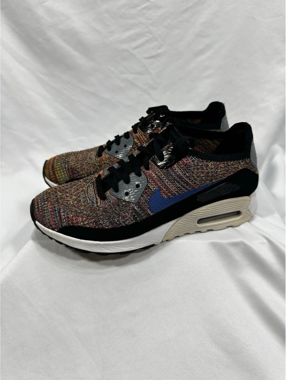 Nike Air Max 90 Flyknit Multicolor 881109-001 Men’s 7.5 / Women’s 9